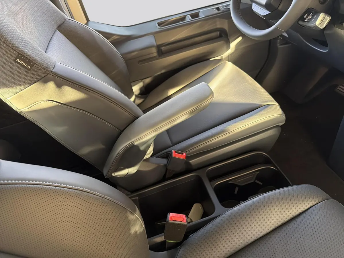 Elite 71.2 kWh | Stoelverwarming | Camera | Adaptieve cruise control | Dodehoekassistentie |