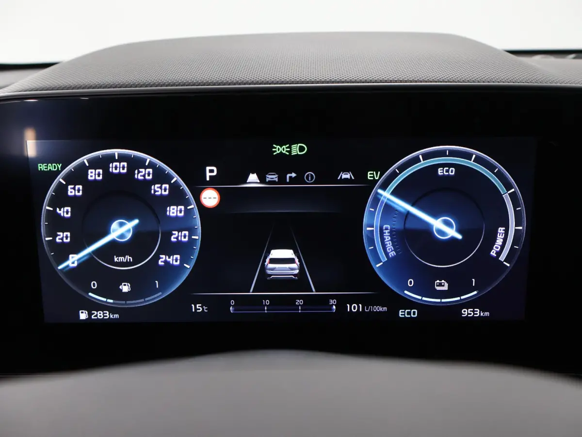 1.6 GDi PHEV DynamicPlusLine Edition | 18” lichtmetalen velgen | Elektrisch verstelbare bestuurdersstoel | Stoel/Stuurwielverwarming | LED Koplampen | Elektrisch bedienbare achterklep |