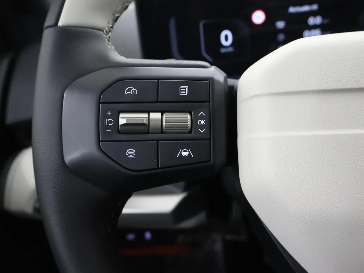 GT-PlusLine 81.4 kWh | Trekhaak | Panoramaschuifdak | Head-up display | Stoelventilatie voorstoelen | Harman Kardon |