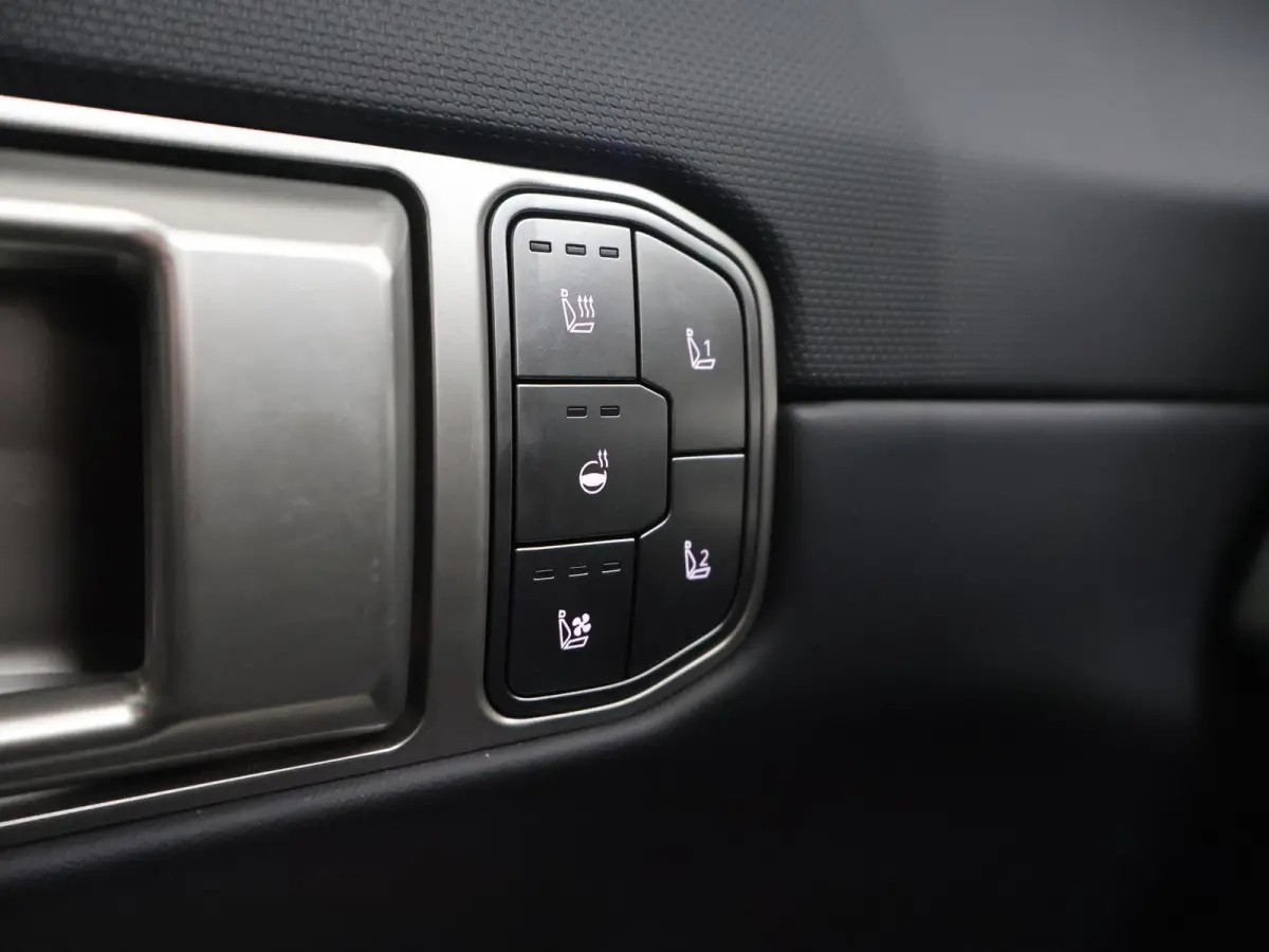 GT-PlusLine 81.4 kWh | Trekhaak | Panoramaschuifdak | Head-up display | Stoelventilatie voorstoelen | Harman Kardon |