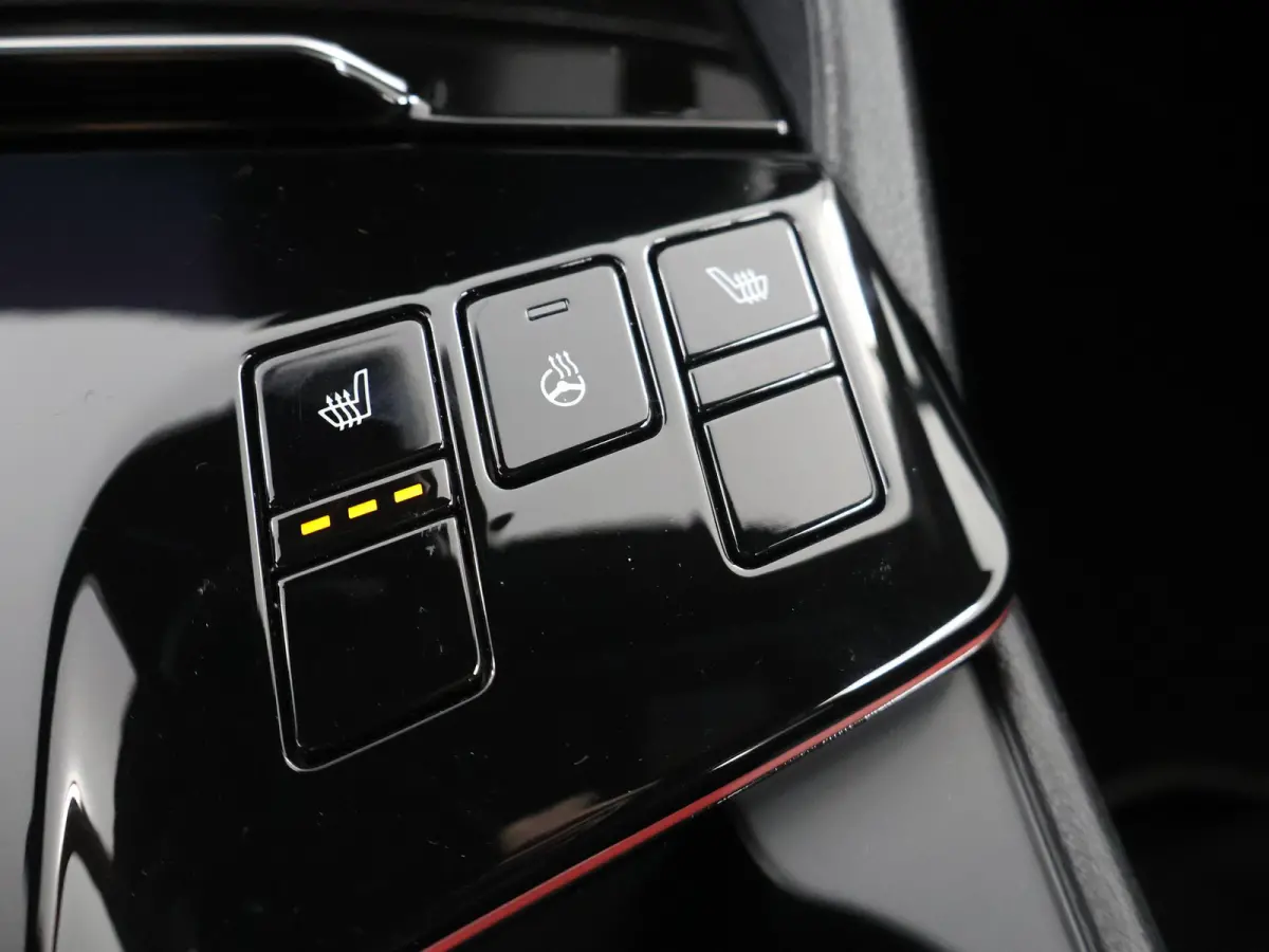 1.6 T-GDi Plug-in Hybrid AWD GT-PlusLine Edition | Panoramadak | Harman/Kardon Audio | 360 Graden Camera | Matrix LED Koplampen | Stoel/Stuurverwarming | Keyless Go | Elektrisch verstelbare 