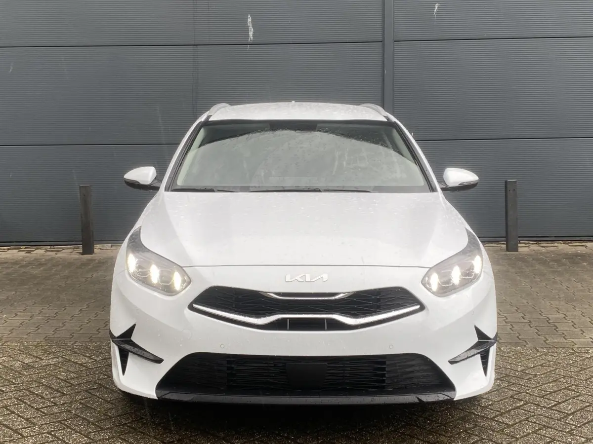 1.0 T-GDi DynamicPlusLine | Stoel/Stuurwielverwarming | Keyless Go | Elektr. Achterklep | Navigatie | Cruise control|