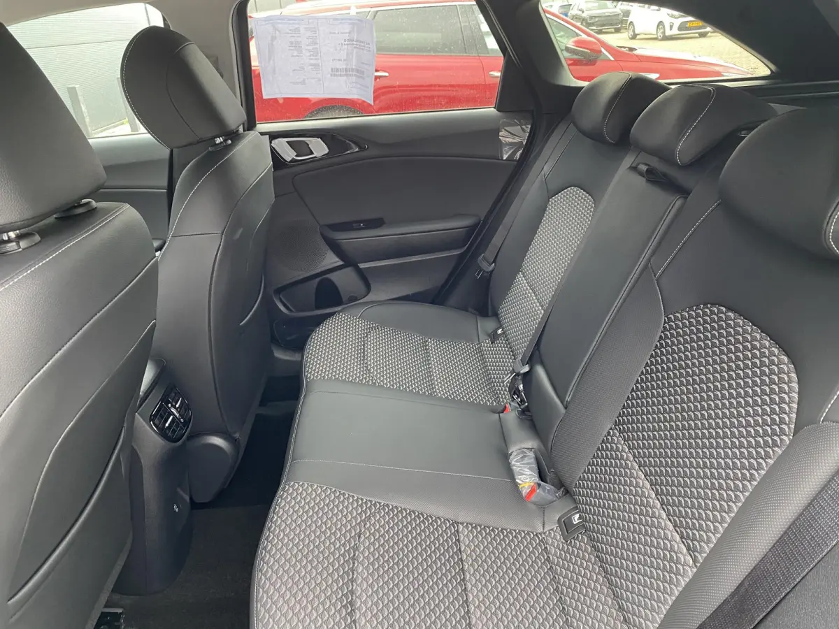 1.0 T-GDi DynamicPlusLine | Stoel/Stuurwielverwarming | Keyless Go | Elektr. Achterklep | Navigatie | Cruise control|