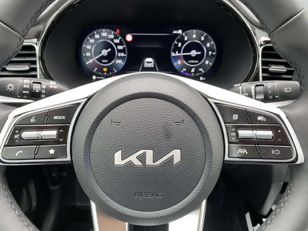 1.0 T-GDi DynamicPlusLine | Stoel/Stuurwielverwarming | Keyless Go | Elektr. Achterklep | Navigatie | Cruise control|