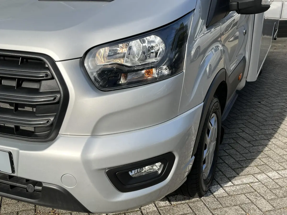 350 170pk L4H1 Bakwagen! Airco / Cruise control / Karhof Gesloten Bak + Deuren /  Bluetooth / Voorruitverwa. / DAB+ /  LAADVERMOGEN 1303 KG / BPM VRIJ!