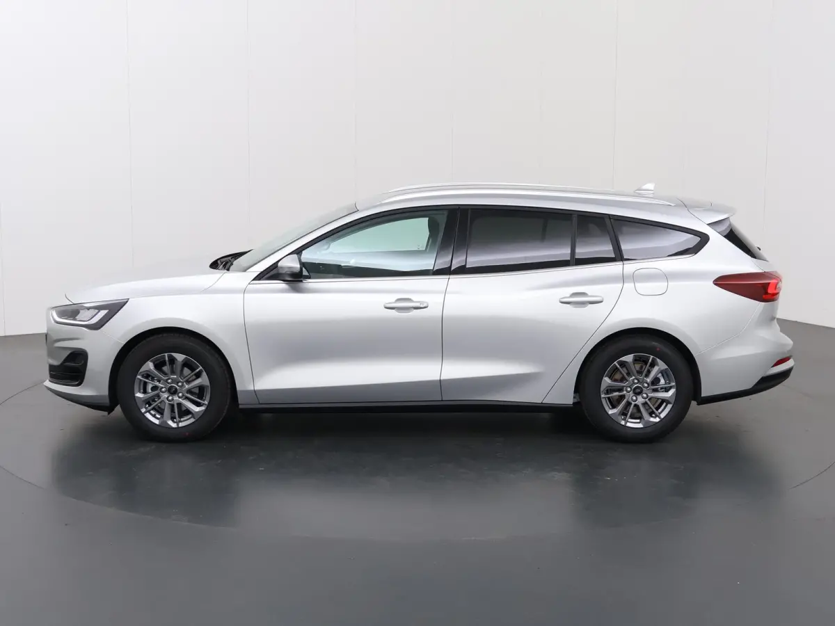 1.0 EcoBoost Hybrid Titanium | Winterpakket | Navigatie | Climate Control | Parkeersensoren | Cruise Control |