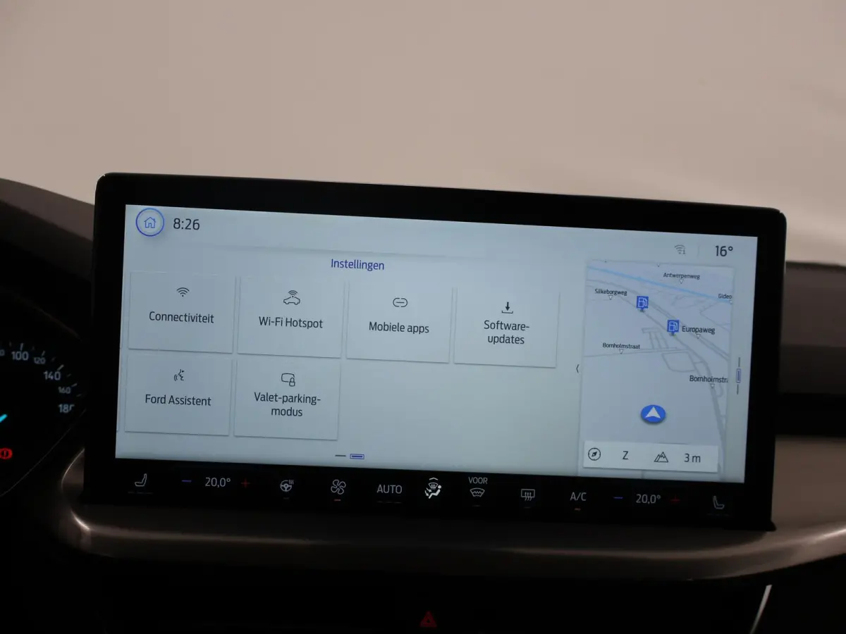1.0 EcoBoost Hybrid Titanium | Winterpakket | Navigatie | Climate Control | Parkeersensoren | Cruise Control |