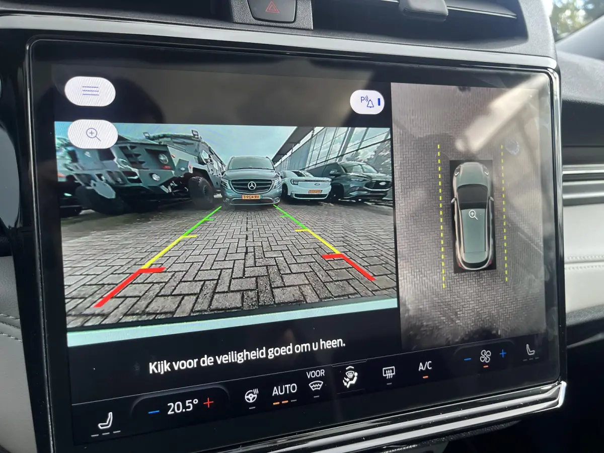Premium 44 kWh | Driver Assistance Pack | Winter Pack | Panoramadak |