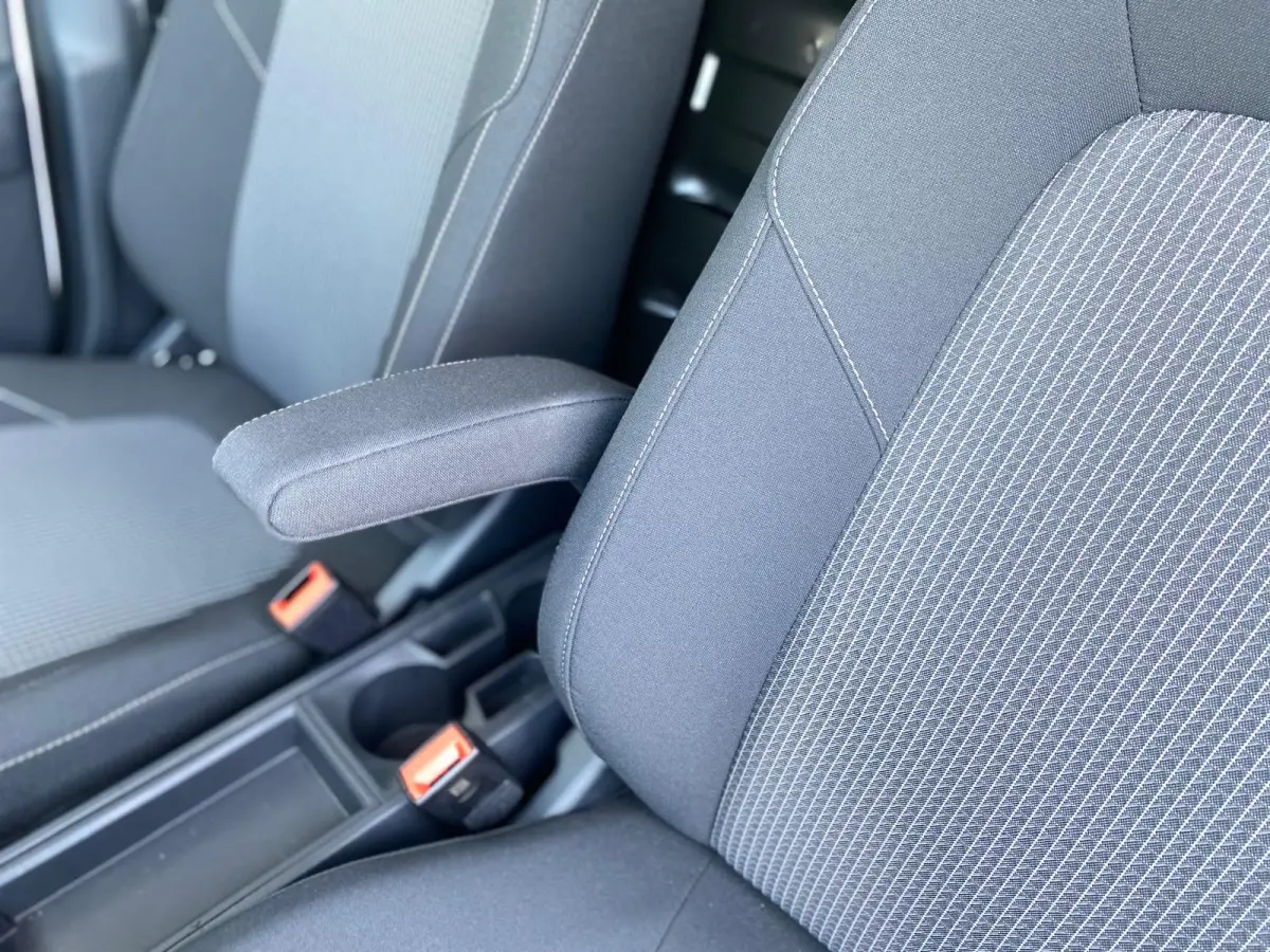 Trend 44 kWh 136PK | Climate Control | Parkeersensoren | Parkeercamera | Bluetooth | DAB | radio, Apple Carplay en Adroid Auto | Trekhaak |