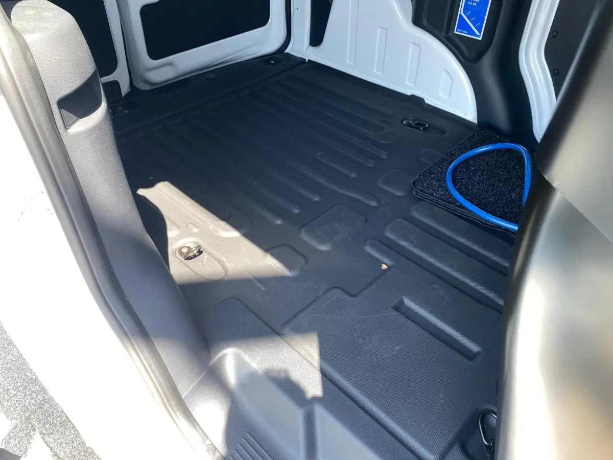 Trend 44 kWh 136PK | Climate Control | Parkeersensoren | Parkeercamera | Bluetooth | DAB | radio, Apple Carplay en Adroid Auto | Trekhaak |