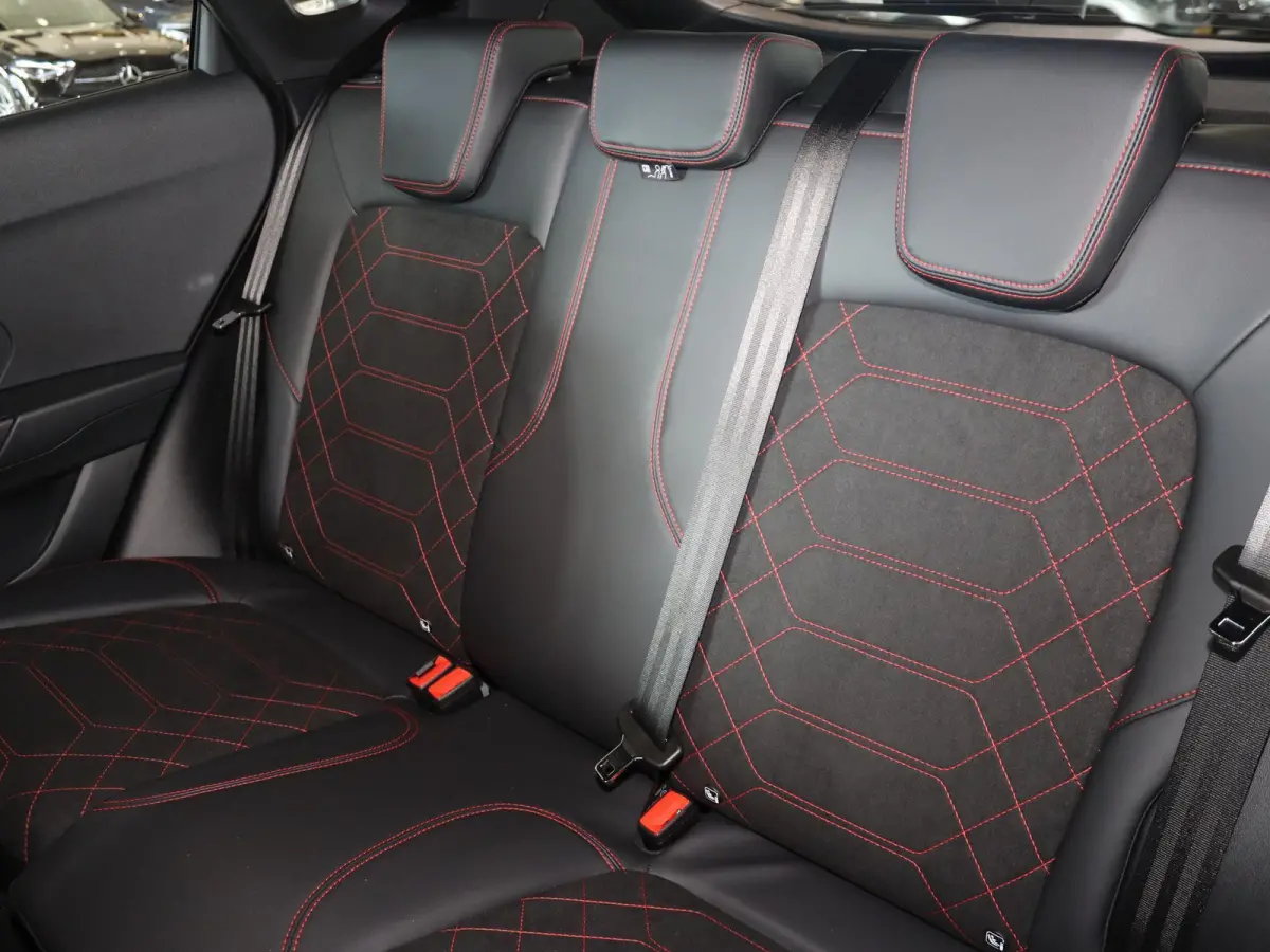 1.0 EcoBoost ST-Line X