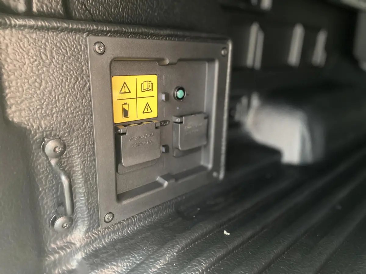 Ford Stormtrak Double Cabine 2.3 PHEV 279PK Ford Ranger Stormtrak Double Cabine 2.3 PHEV 279PK