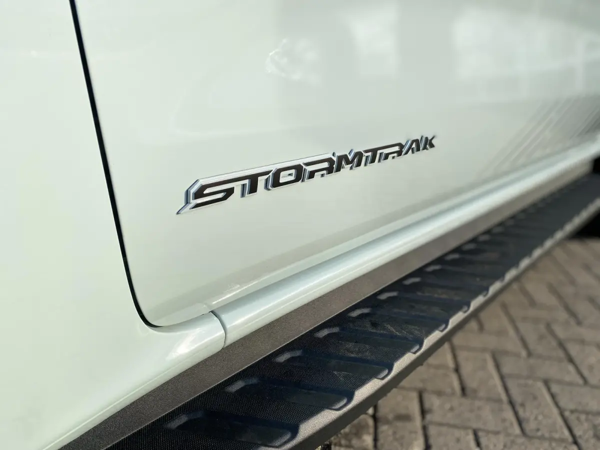 Ford Stormtrak Double Cabine 2.3 PHEV 279PK Ford Ranger Stormtrak Double Cabine 2.3 PHEV 279PK