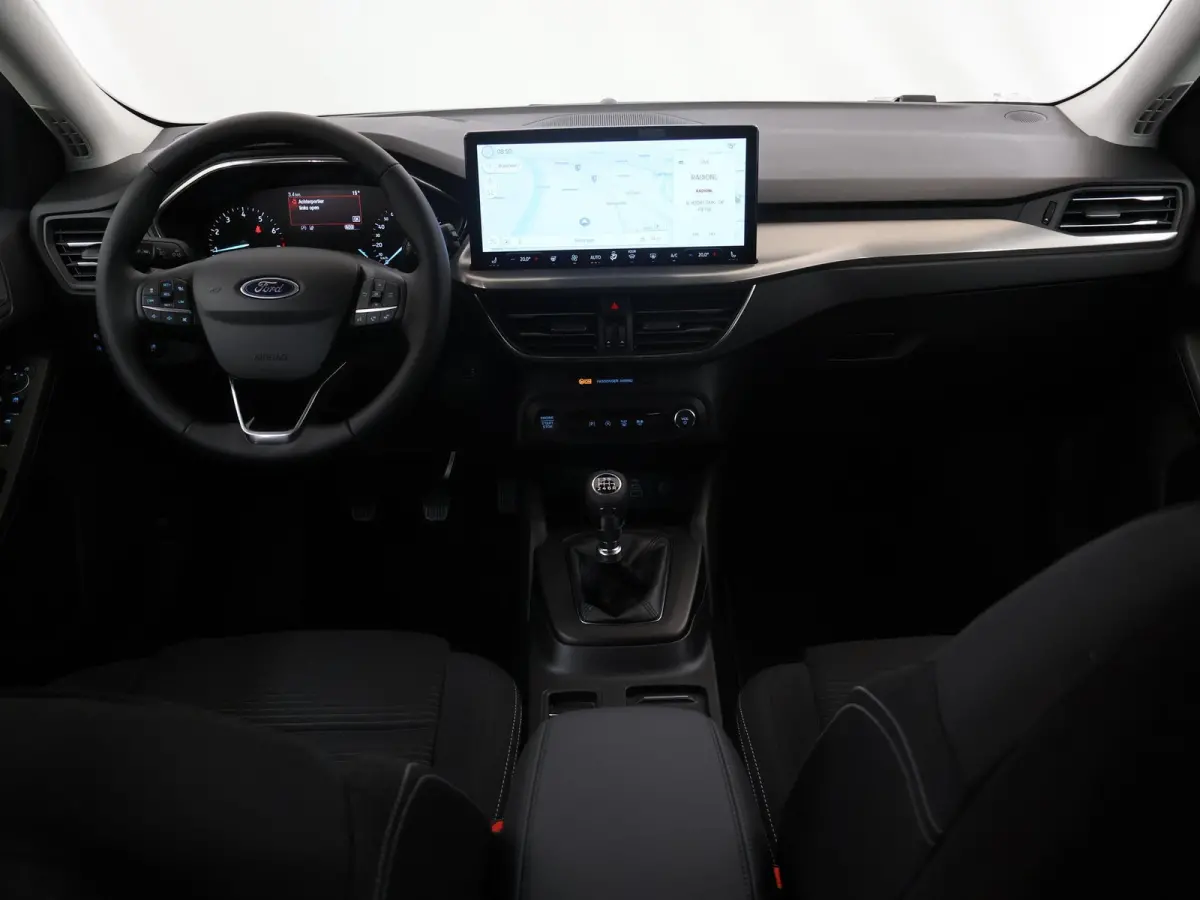 1.0 EcoBoost Hybrid Titanium Winterpack | Driver Assistance Pack