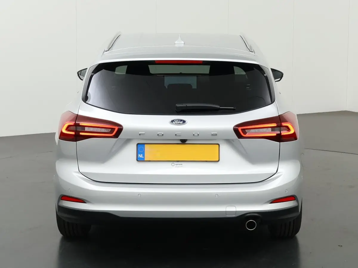1.0 EcoBoost Hybrid Titanium Winterpack | Driver Assistance Pack
