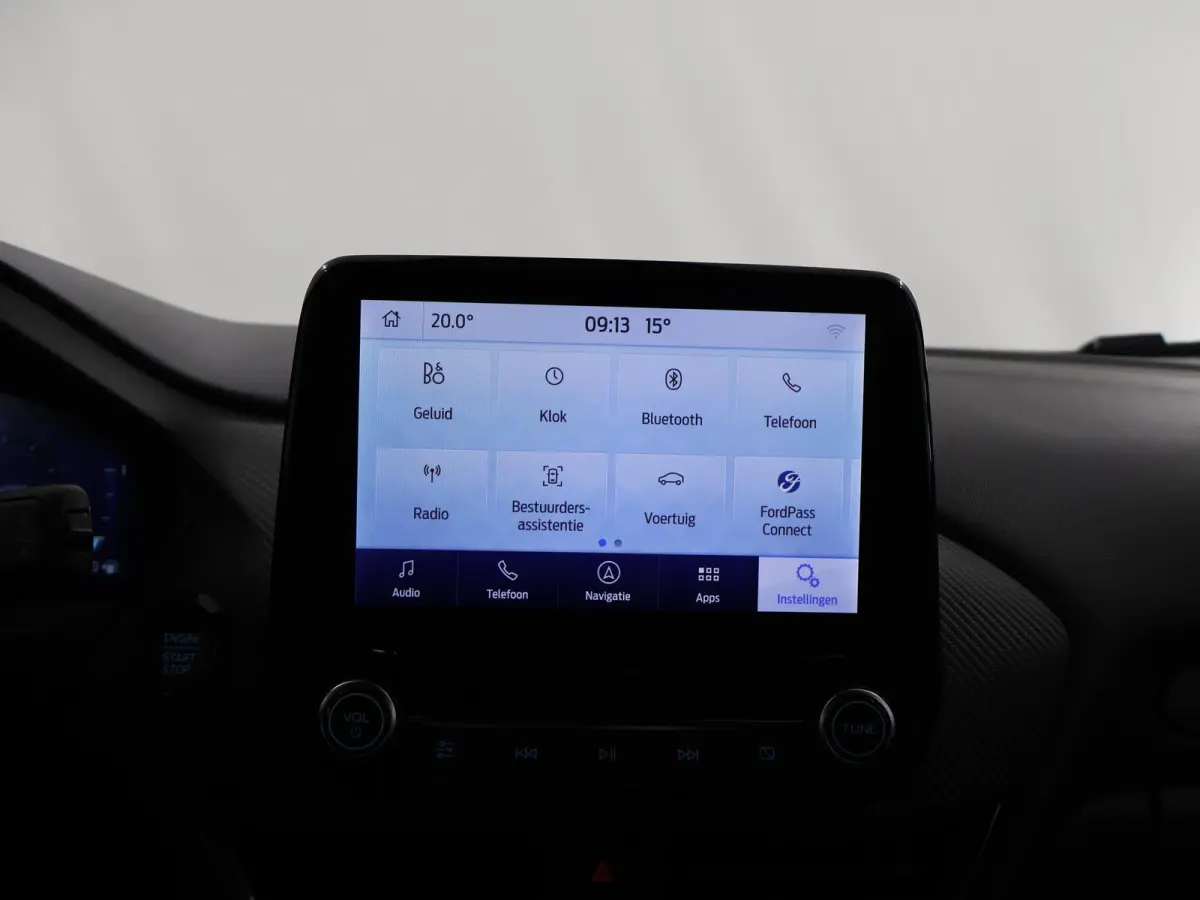 1.0 EcoBoost ST-Line X | Navigatiesysteem | Parkeercamera | Winterpakket | Cruise control Adaptief | Dodehoekdetectie | B&O |