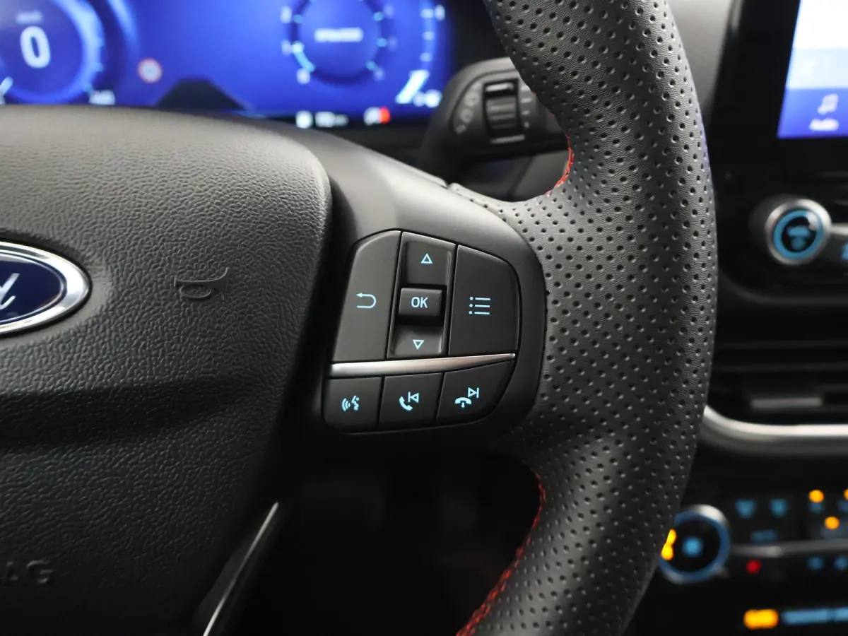 1.0 EcoBoost ST-Line X | Navigatiesysteem | Parkeercamera | Winterpakket | Cruise control Adaptief | Dodehoekdetectie | B&O |