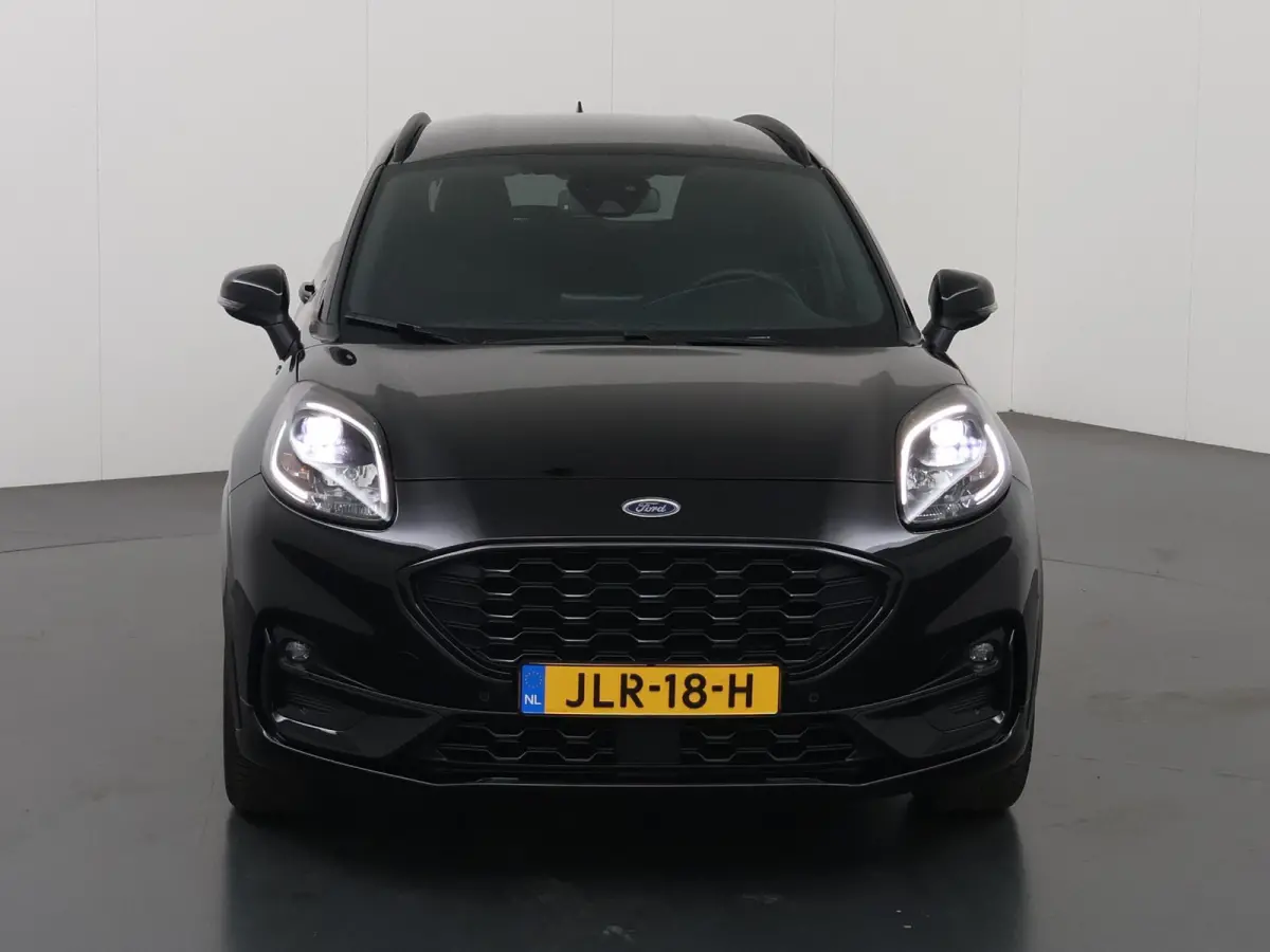 1.0 EcoBoost ST-Line X | Navigatiesysteem | Parkeercamera | Winterpakket | Cruise control Adaptief | Dodehoekdetectie | B&O |