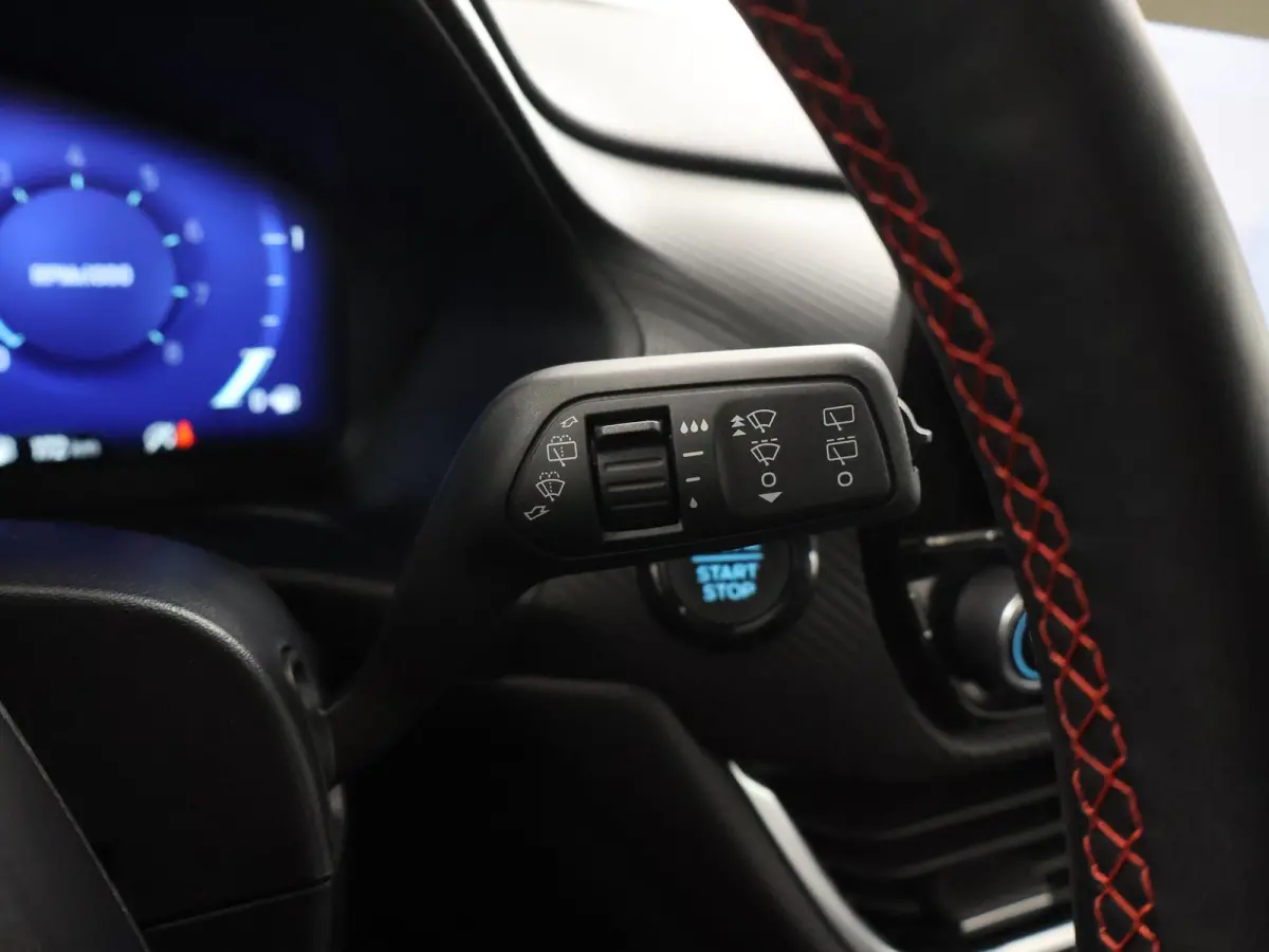 1.0 EcoBoost ST-Line X | Navigatiesysteem | Parkeercamera | Winterpakket | Cruise control Adaptief | Dodehoekdetectie | B&O |