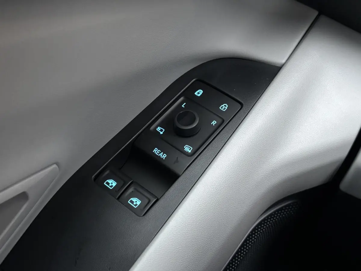 Select Extended Range RWD 77 kWh | €3500,- Ford Voordeel ! | Energiezuinige Warmtepomp |Comfortpack 1|