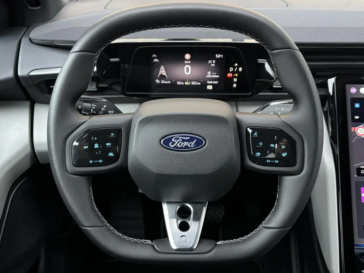 Select Extended Range RWD 77 kWh | €3500,- Ford Voordeel ! | Energiezuinige Warmtepomp |Comfortpack 1|