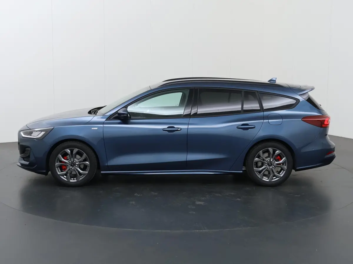 1.0 EcoBoost Hybrid ST Line X | Winterpack