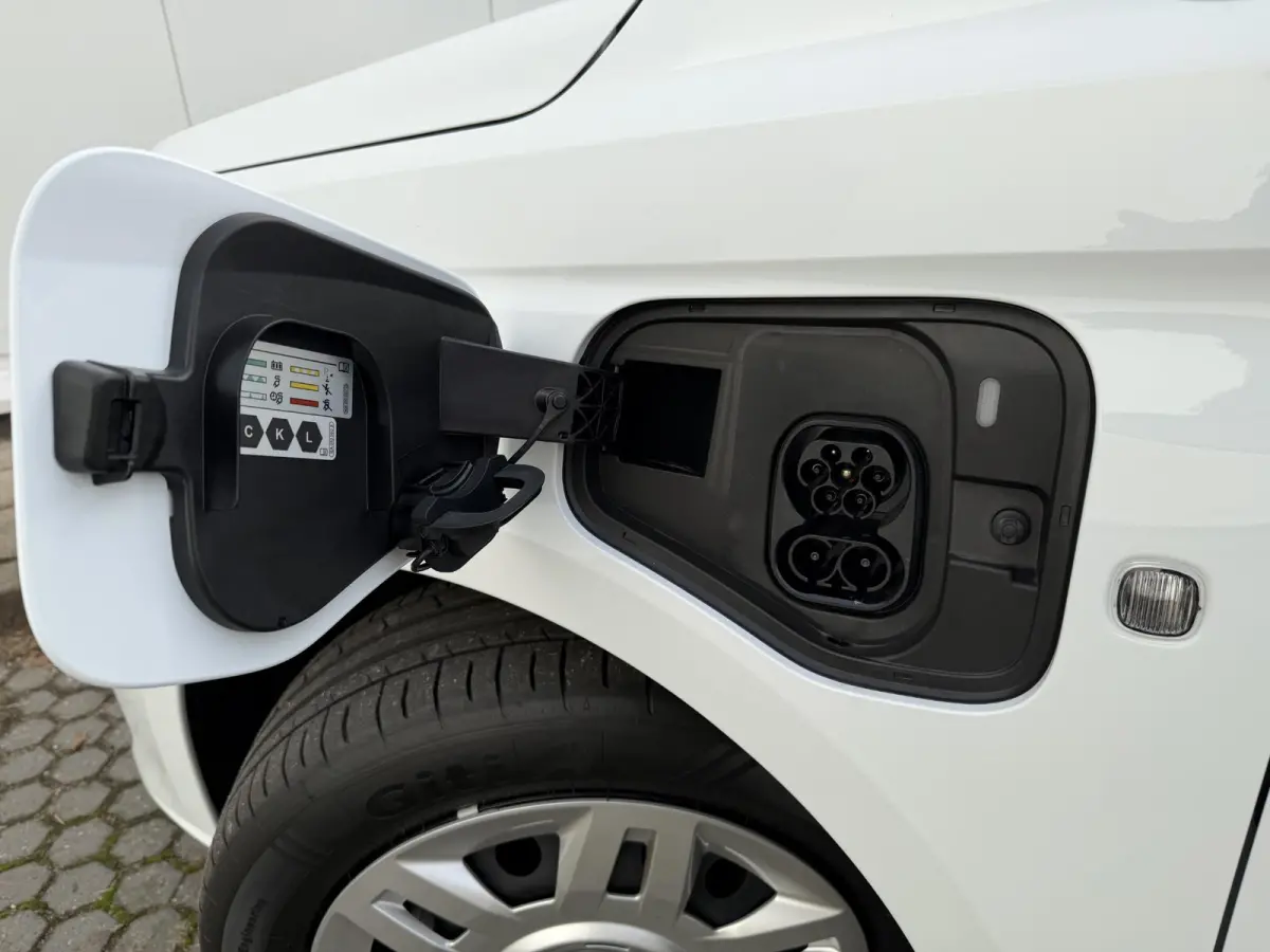 1.5 EcoBoost PHEV L2 Trend Navigatie | PDC |Trekhaak | Cruise Control |