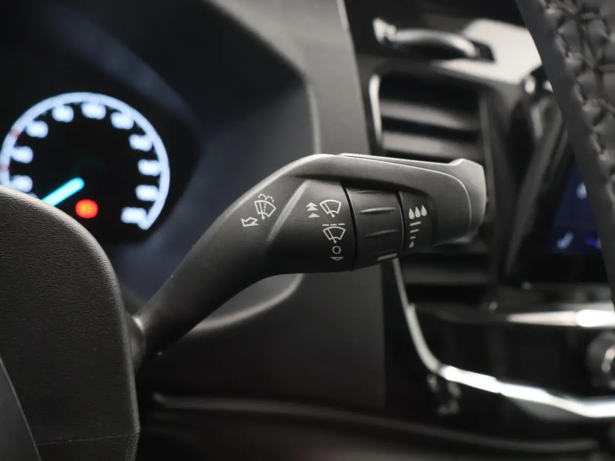 350 | 2.0 TDCI | L3 H2 | Trend | TREKHAAK 2500 KG AHW | CLIMATE CONTROL | NAVIGATIE | PARKEERSENSOREN V+A | CRUISE CONTROL | BIJRIJDERSBANK | LAADRUIMTE PAKKET | APPLE CARPLAY / ANDROID AUTO
