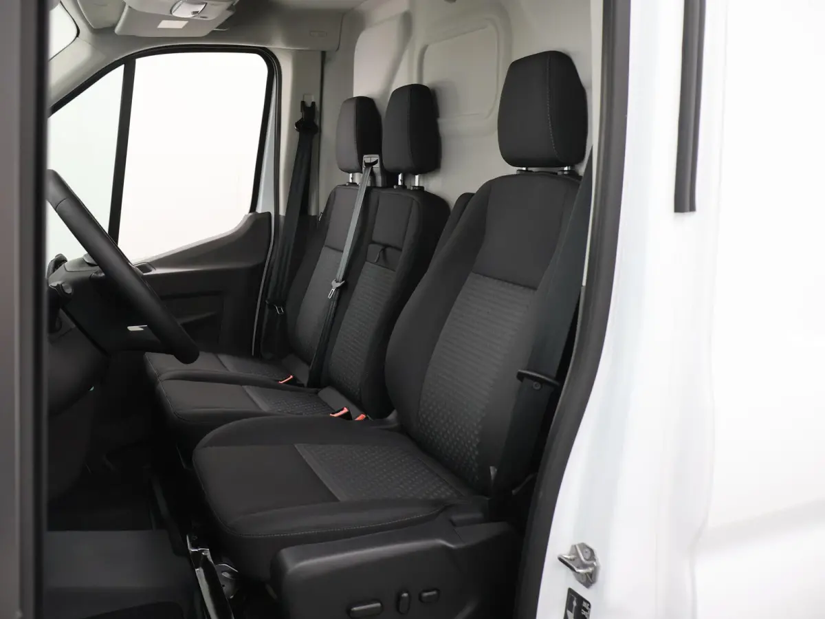 350 | 2.0 TDCI | L3 H2 | Trend | TREKHAAK 2500 KG AHW | CLIMATE CONTROL | NAVIGATIE | PARKEERSENSOREN V+A | CRUISE CONTROL | BIJRIJDERSBANK | LAADRUIMTE PAKKET | APPLE CARPLAY / ANDROID AUTO
