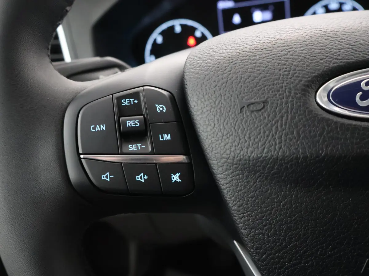 350 | 2.0 TDCI | L3 H2 | Trend | TREKHAAK 2500 KG AHW | CLIMATE CONTROL | NAVIGATIE | PARKEERSENSOREN V+A | CRUISE CONTROL | BIJRIJDERSBANK | LAADRUIMTE PAKKET | APPLE CARPLAY / ANDROID AUTO