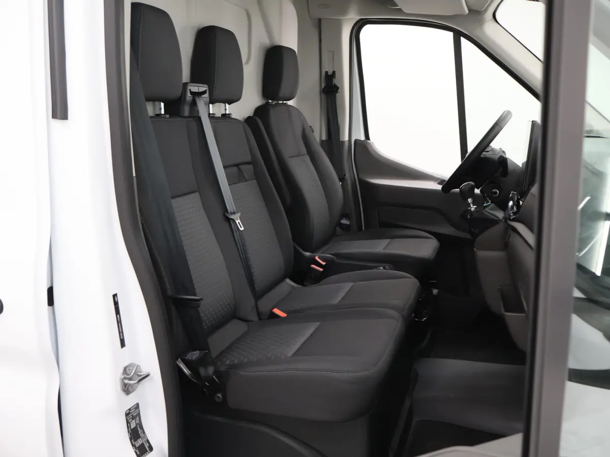 350 | 2.0 TDCI | L3 H2 | Trend | TREKHAAK 2500 KG AHW | CLIMATE CONTROL | NAVIGATIE | PARKEERSENSOREN V+A | CRUISE CONTROL | BIJRIJDERSBANK | LAADRUIMTE PAKKET | APPLE CARPLAY / ANDROID AUTO