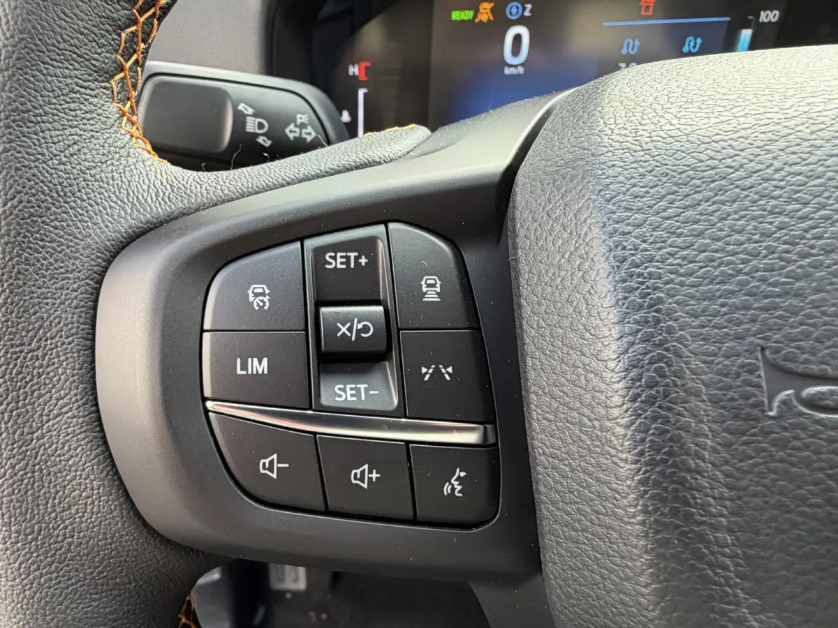 Wildtrak PHEV | DIRECT LEVERBAAR |  278PK | Trekhaak | Blis | 12" Infotainment scherm met SYNC 4 | Elektrisch 8-weg verstelbare en verwarmbare stoelen | 18" Lichtmetalen velgen