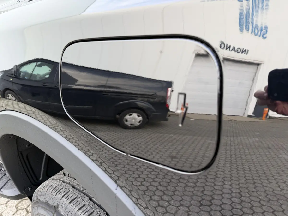 Wildtrak PHEV | DIRECT LEVERBAAR |  278PK | Trekhaak | Blis | 12" Infotainment scherm met SYNC 4 | Elektrisch 8-weg verstelbare en verwarmbare stoelen | 18" Lichtmetalen velgen