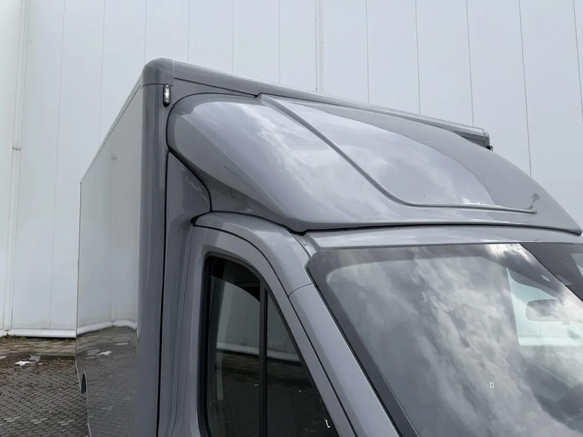 350 2.0 TDCI L4H1 Trend Bakwagen | Uit voorraad leverbaar | Karhof Gesloten bak + Overloopklep Kenteken 2024 | Bluetooth | Cruise Control | Voorruitverwarming | Laadvermogen 1200KG + |
