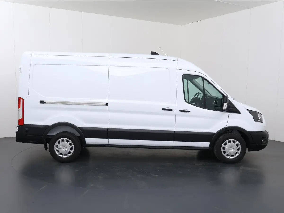350 | 2.0 TDCI | L3 H2 | Trend | TREKHAAK 2500 KG AHW | CLIMATE CONTROL | NAVIGATIE | PARKEERSENSOREN V+A | CRUISE CONTROL | BIJRIJDERSBANK | LAADRUIMTE PAKKET | APPLE CARPLAY / ANDROID AUTO