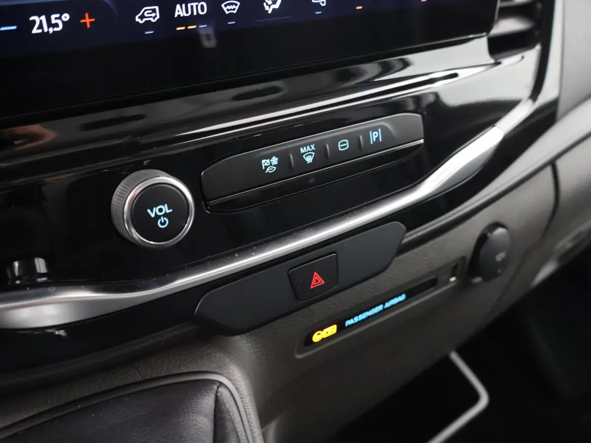 350 | 2.0 TDCI | L3 H2 | Trend | TREKHAAK 2500 KG AHW | CLIMATE CONTROL | NAVIGATIE | PARKEERSENSOREN V+A | CRUISE CONTROL | BIJRIJDERSBANK | LAADRUIMTE PAKKET | APPLE CARPLAY / ANDROID AUTO