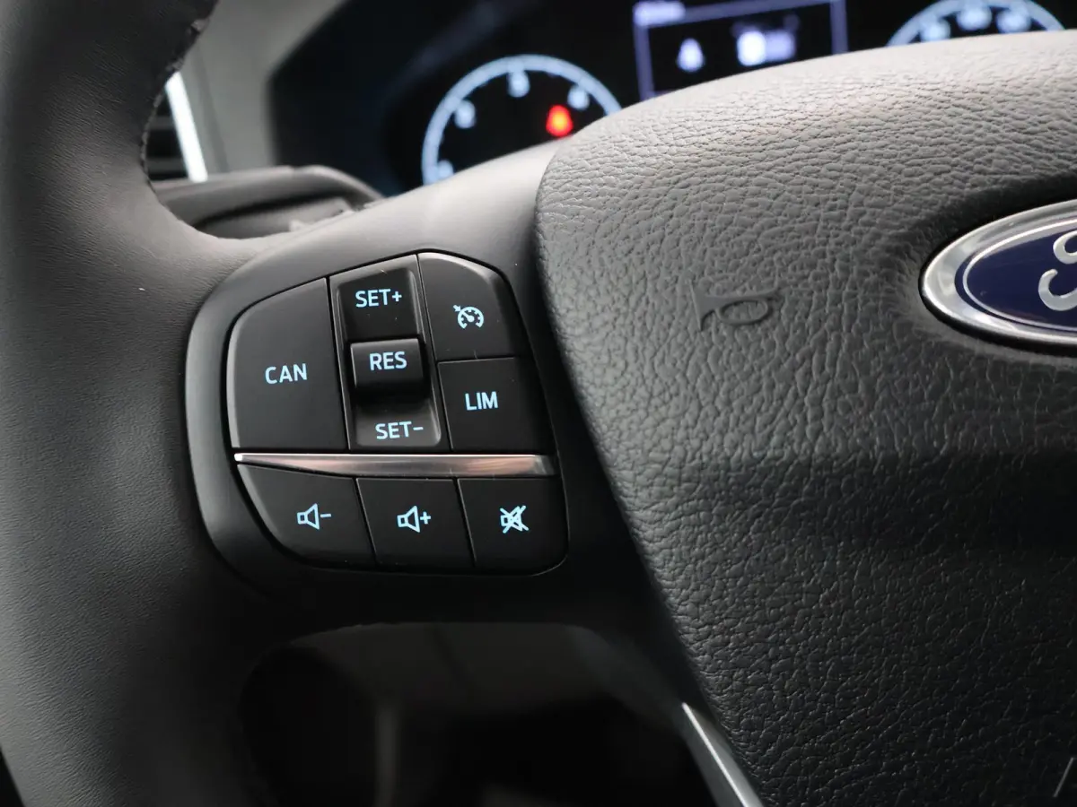 350 | 2.0 TDCI | L3 H2 | Trend | TREKHAAK 2500 KG AHW | CLIMATE CONTROL | NAVIGATIE | PARKEERSENSOREN V+A | CRUISE CONTROL | BIJRIJDERSBANK | LAADRUIMTE PAKKET | APPLE CARPLAY / ANDROID AUTO