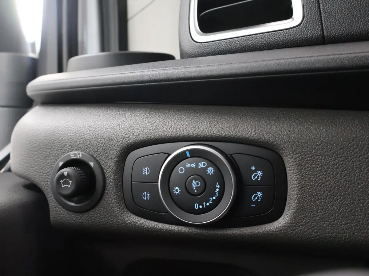 350 | 2.0 TDCI | L3 H2 | Trend | TREKHAAK 2500 KG AHW | CLIMATE CONTROL | NAVIGATIE | PARKEERSENSOREN V+A | CRUISE CONTROL | BIJRIJDERSBANK | LAADRUIMTE PAKKET | APPLE CARPLAY / ANDROID AUTO