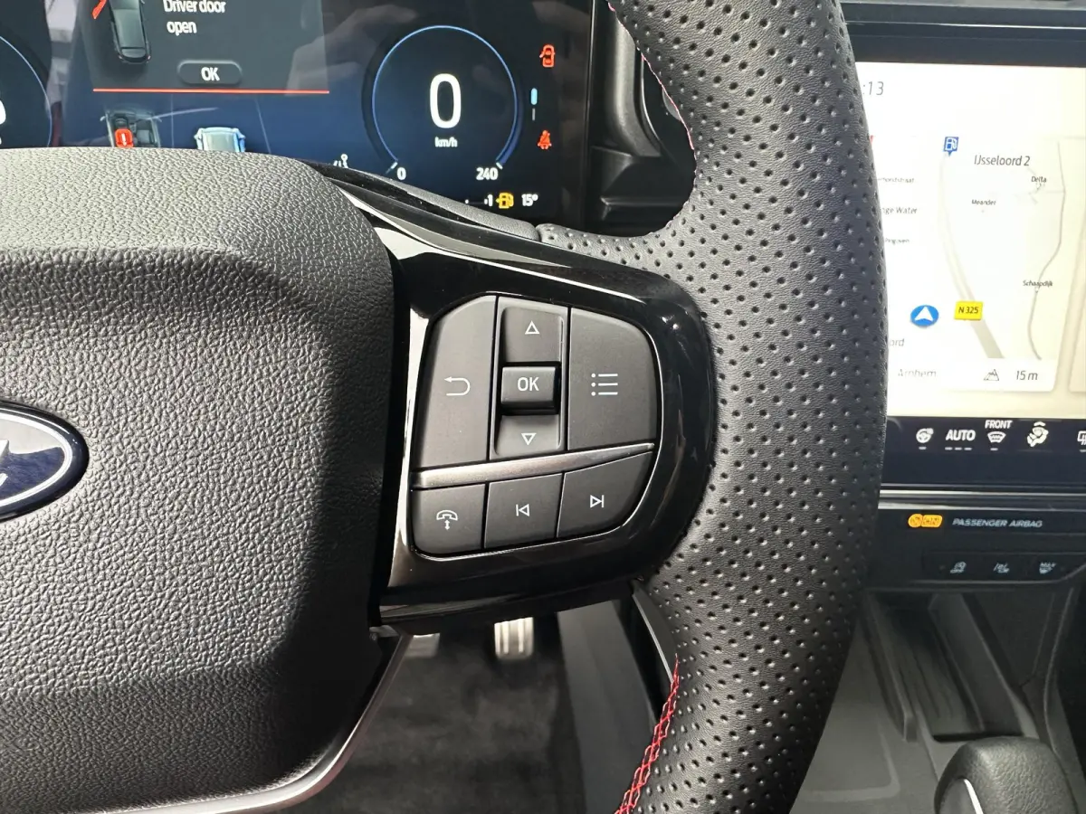 1.0 EcoBoost ST-Line X €5000,- Voordeel | Driver Assistance Pack | Winter Pack
