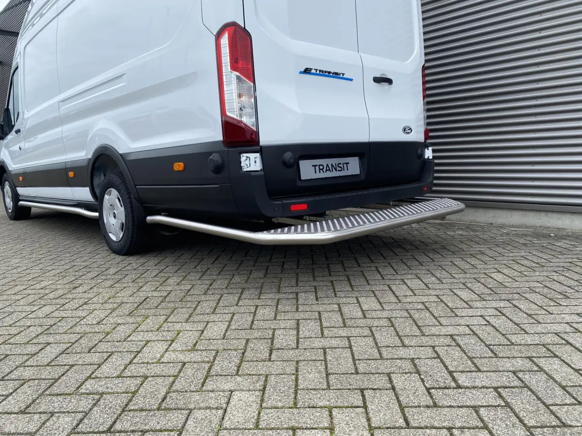 350 L4H3 Trend 184pk RWD 68 KWh | Direct leverbaar | Navigation Pack | Doorloopfunctie cabine | XL laadkabel | All Weather banden | Vehicle Integration System | PRIJS o.b.v. SUBCONTRACTOR