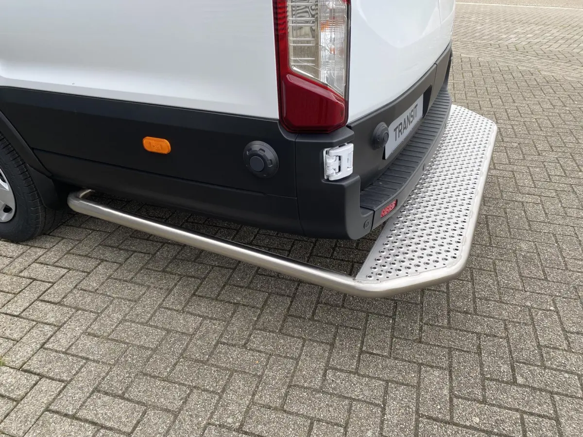 350 L4H3 Trend 184pk RWD 68 KWh | Direct leverbaar | Navigation Pack | Doorloopfunctie cabine | XL laadkabel | All Weather banden | Vehicle Integration System | PRIJS o.b.v. SUBCONTRACTOR