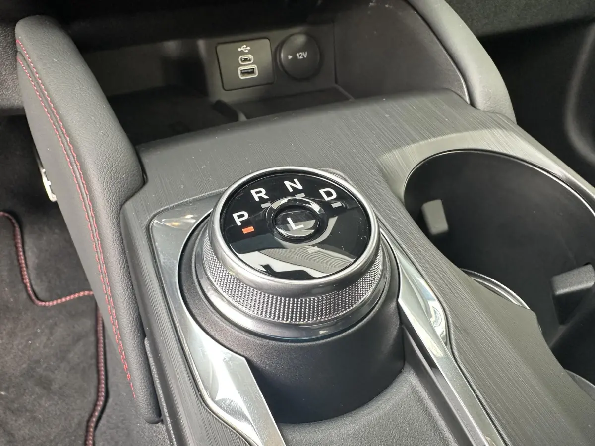 2.5 PHEV ST-Line X €4.000,- Voordeel | Winter pack | Elektrisch wegklapbare trekhaak