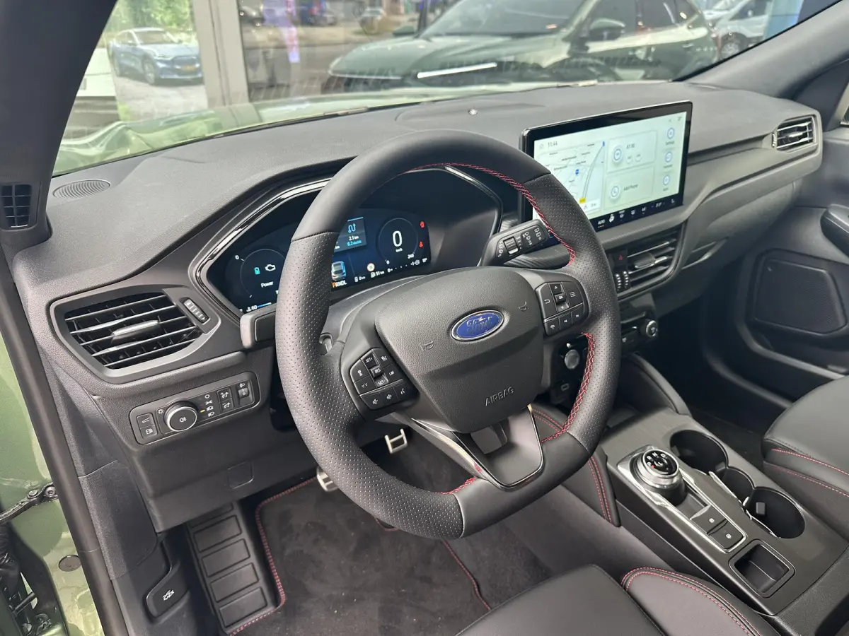 2.5 PHEV ST-Line X €4.000,- Voordeel | Winter pack | Elektrisch wegklapbare trekhaak