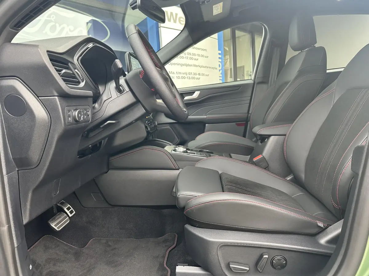 2.5 PHEV ST-Line X €4.000,- Voordeel | Winter pack | Elektrisch wegklapbare trekhaak