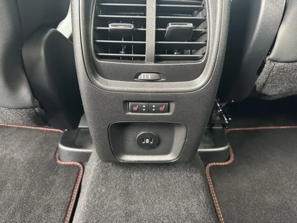 2.5 PHEV ST-Line X €4.000,- Voordeel | Winter pack | Elektrisch wegklapbare trekhaak