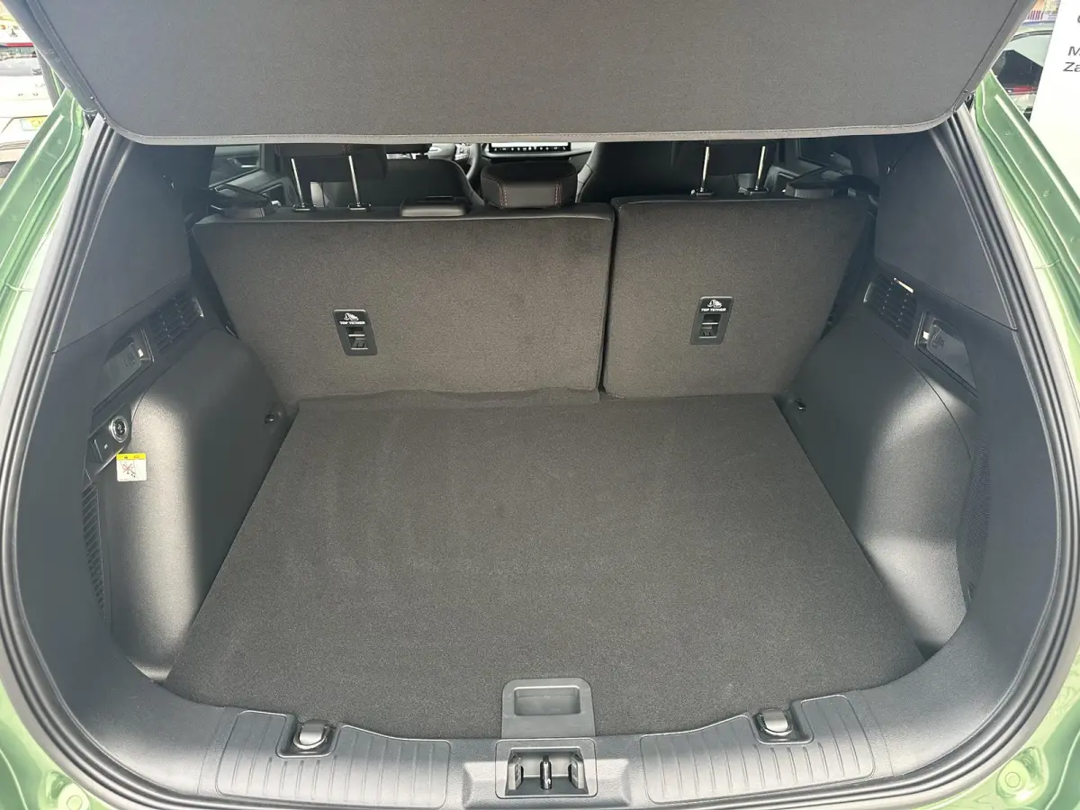 2.5 PHEV ST-Line X €4.000,- Voordeel | Winter pack | Elektrisch wegklapbare trekhaak