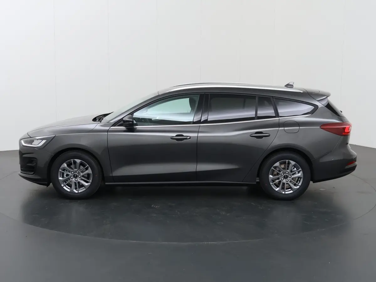 1.0 EcoBoost Hybrid Titanium Winterpack | Driver Assistance Pack