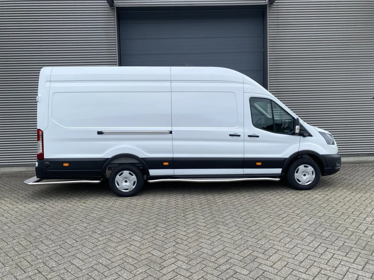 350 L4H3 Trend 184pk RWD 68 KWh | Direct leverbaar | Navigation Pack | Doorloopfunctie cabine | XL laadkabel | All Weather banden | Vehicle Integration System | PRIJS o.b.v. SUBCONTRACTOR