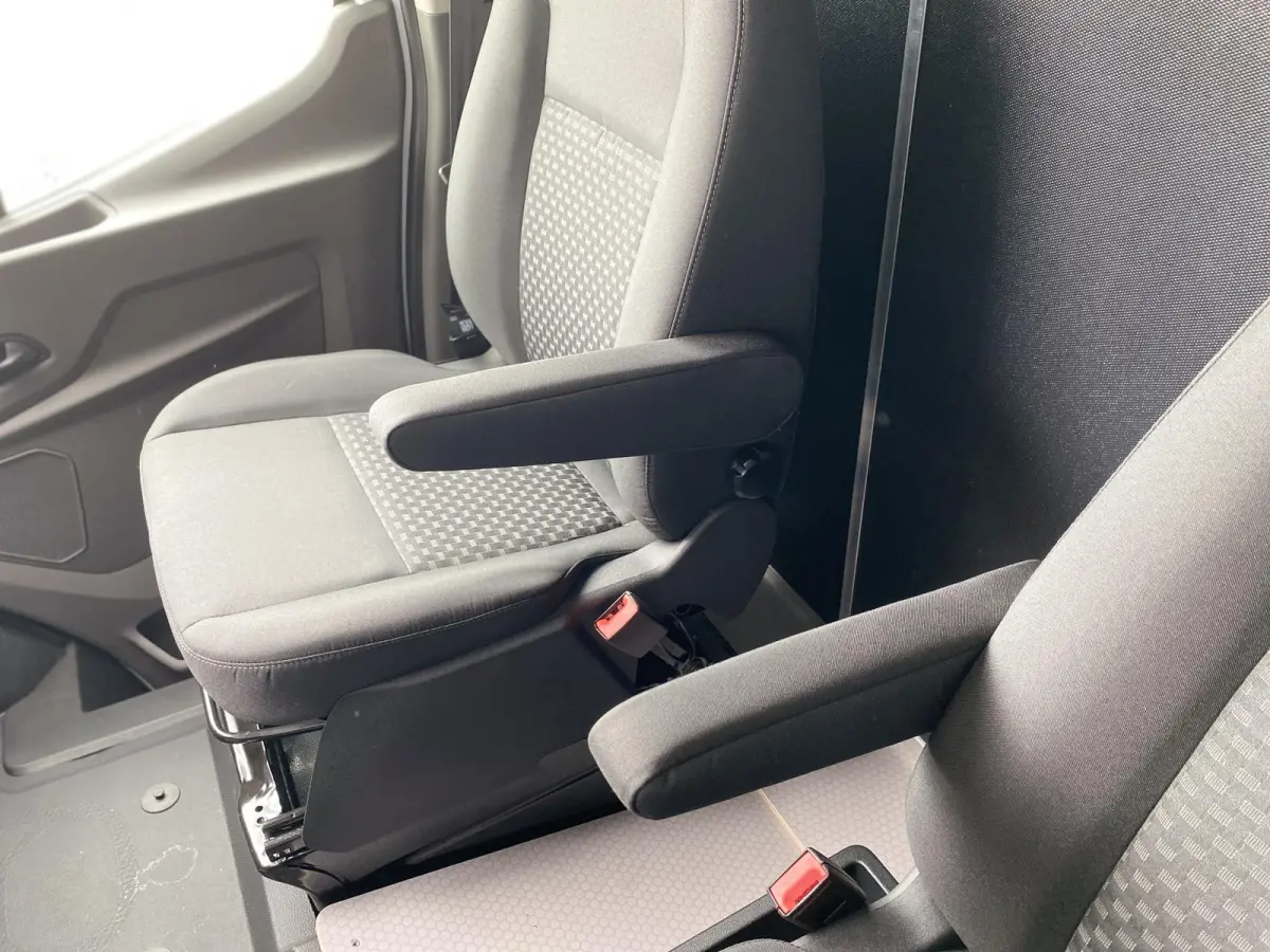 350 L4H3 Trend 184pk RWD 68 KWh | Direct leverbaar | Navigation Pack | Doorloopfunctie cabine | XL laadkabel | All Weather banden | Vehicle Integration System | PRIJS o.b.v. SUBCONTRACTOR