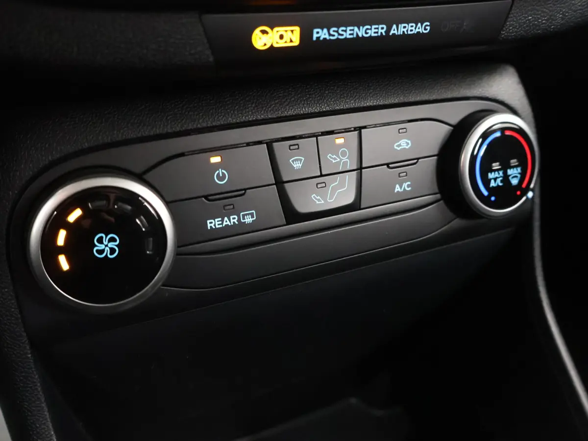 1.0 EcoBoost Connected | Navigatie | Airconditioning | Cruise Control |